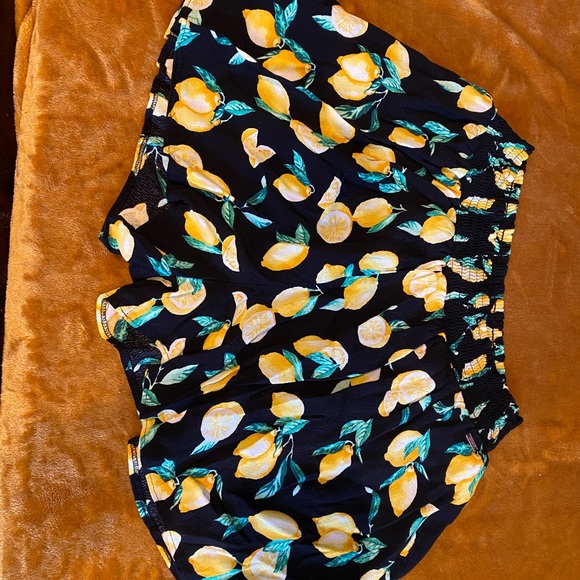 SOLD//Pink Lemon Shorts Medium - Picture 2 of 3